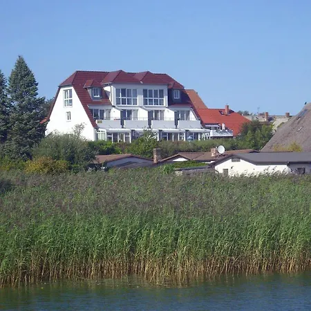 Ferienhaus Südblick am Yachthafen Breege Exterior foto